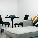 Dubai Marina - Lovely Studio Apartment
